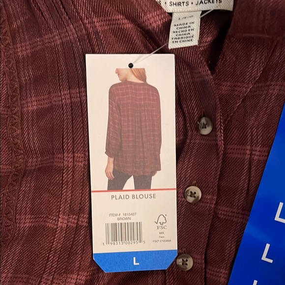 Wrangler Red 3/4 Sleeve Boxy Blouse with Mandarin Collar - Picture 2 of 3